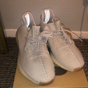 Yeezy sesame sz 10 DS with box $300
